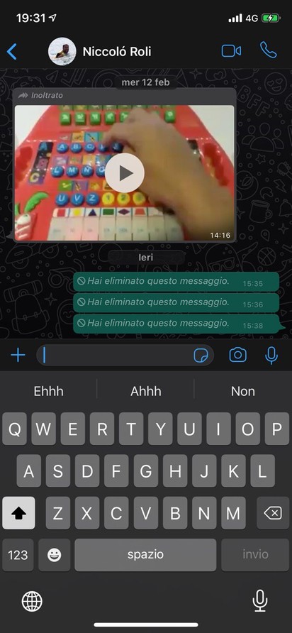 Whatsapp In Nero Il Tema Scuro Inizia Ad Arrivare Su Ios Hdblog It