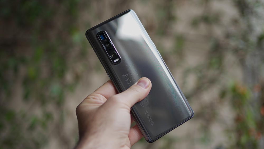 Recensione OPPO Find X2 Pro: un mostro candidato a miglior smartphone 2020