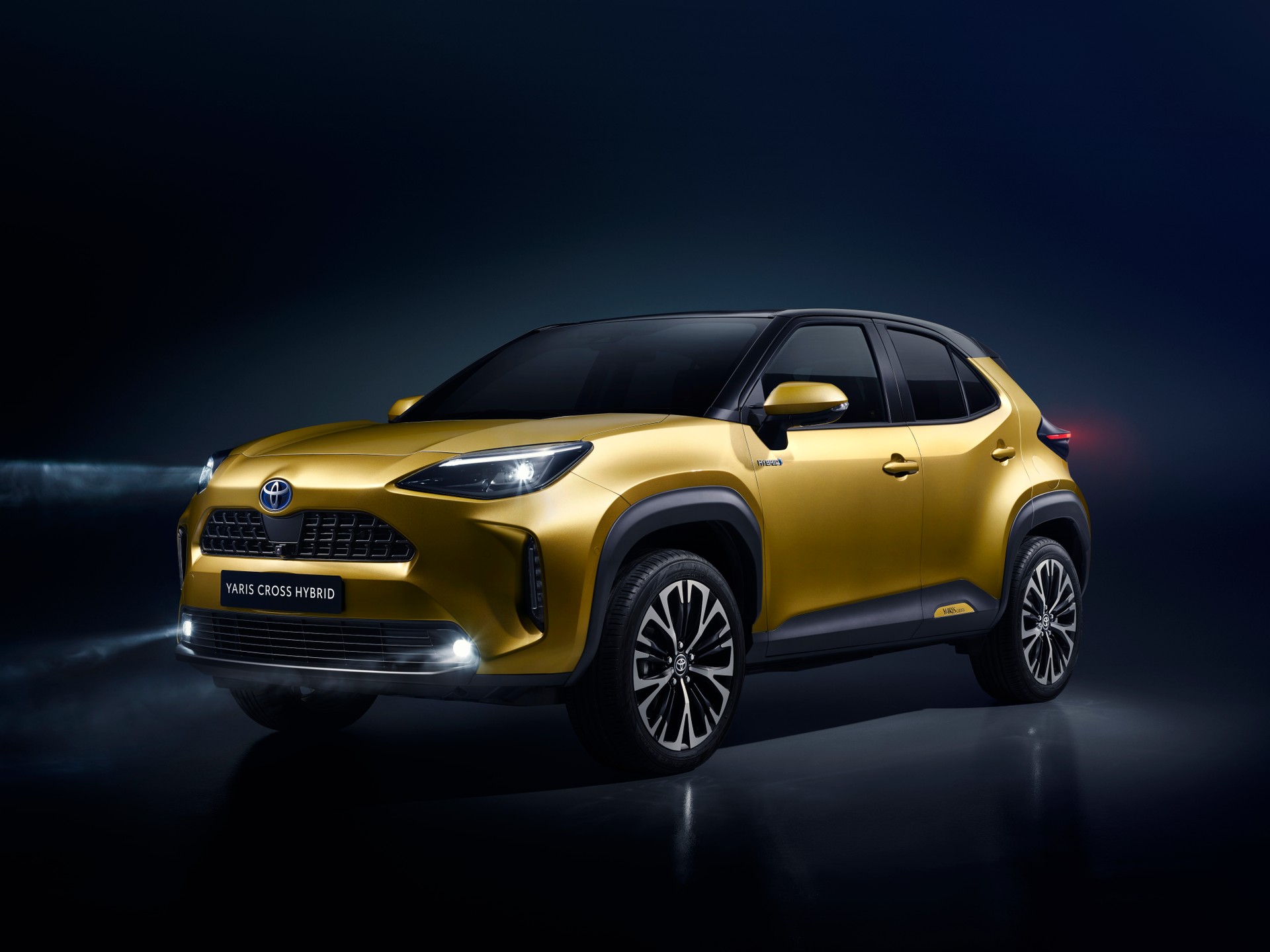 Toyota Yaris Cross Adventure e Premiere: novità e allestimenti