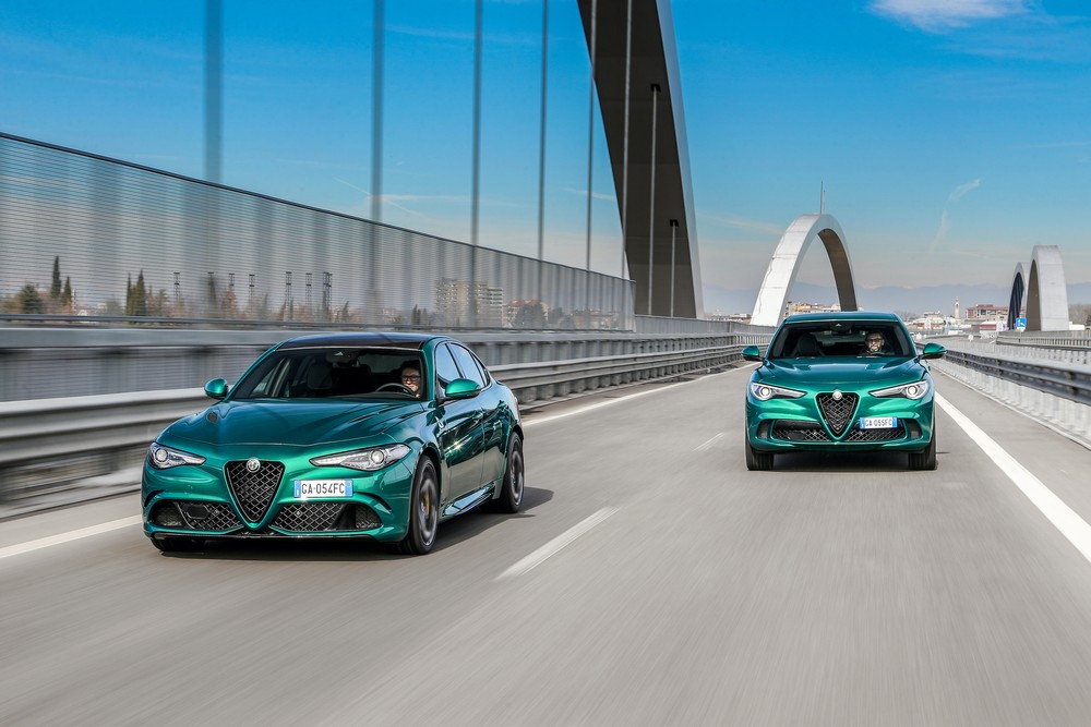 Alfa Romeo Giulia e Stelvio Quadrifoglio 2020: caratteristiche, motori,  immagini e prezzi 