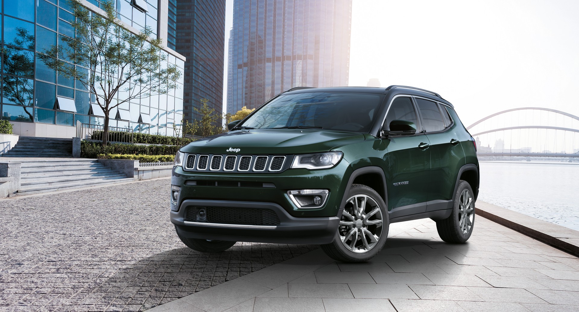 Jeep Compass 2020: caratteristiche, motori, allestimenti e prezzi 