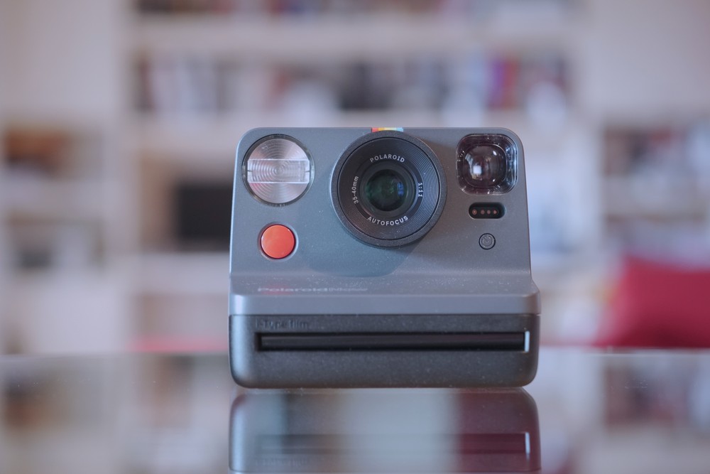 Scintill&Digitali. La nuova Polaroid torna all'antico con le foto istantanee  (senza inchiostro) - Barbadillo