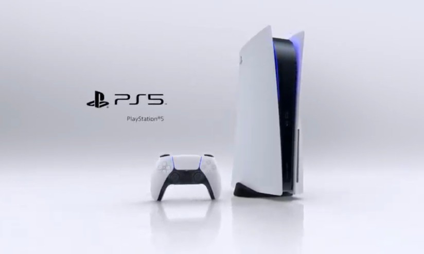 PlayStation 5 e i suoi accessori sbarcano - senza prezzi - su  Italia  