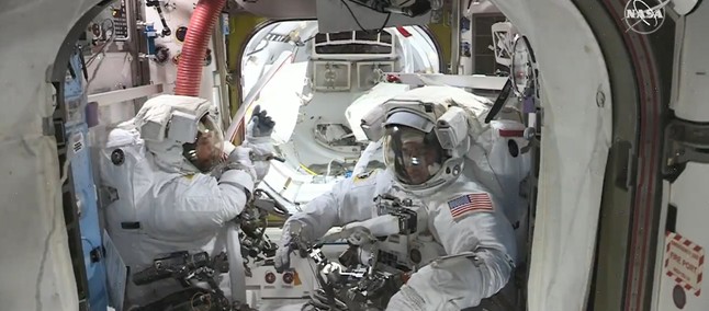 Cosa Succede Se Un Astronauta Si Perde Nello Spazio