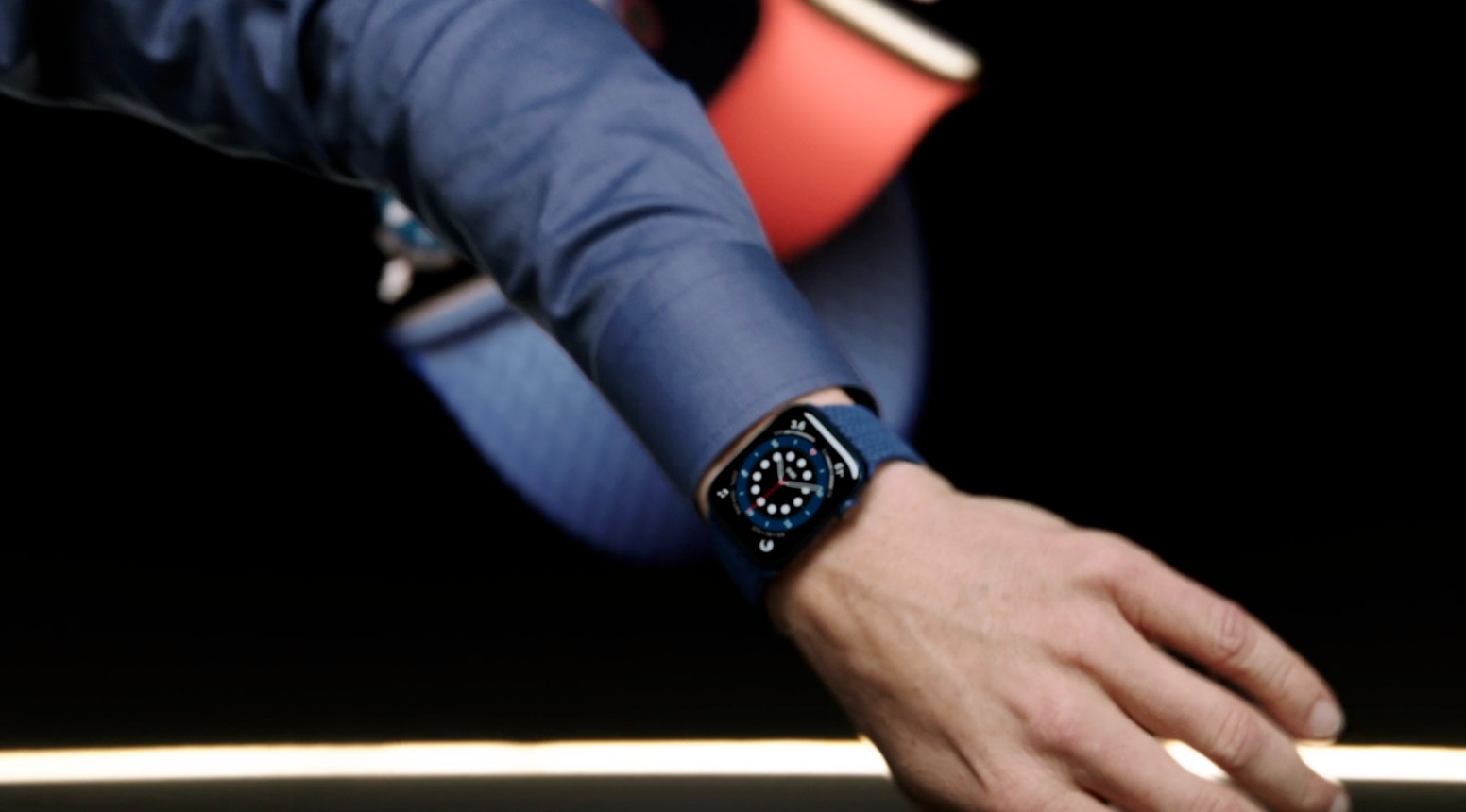 Apple watch sale serie 6 caratteristiche