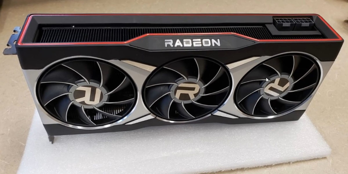 Radeon RX 6000 16GB di VRAM per la GPU top gamma Navi 21, 12GB per