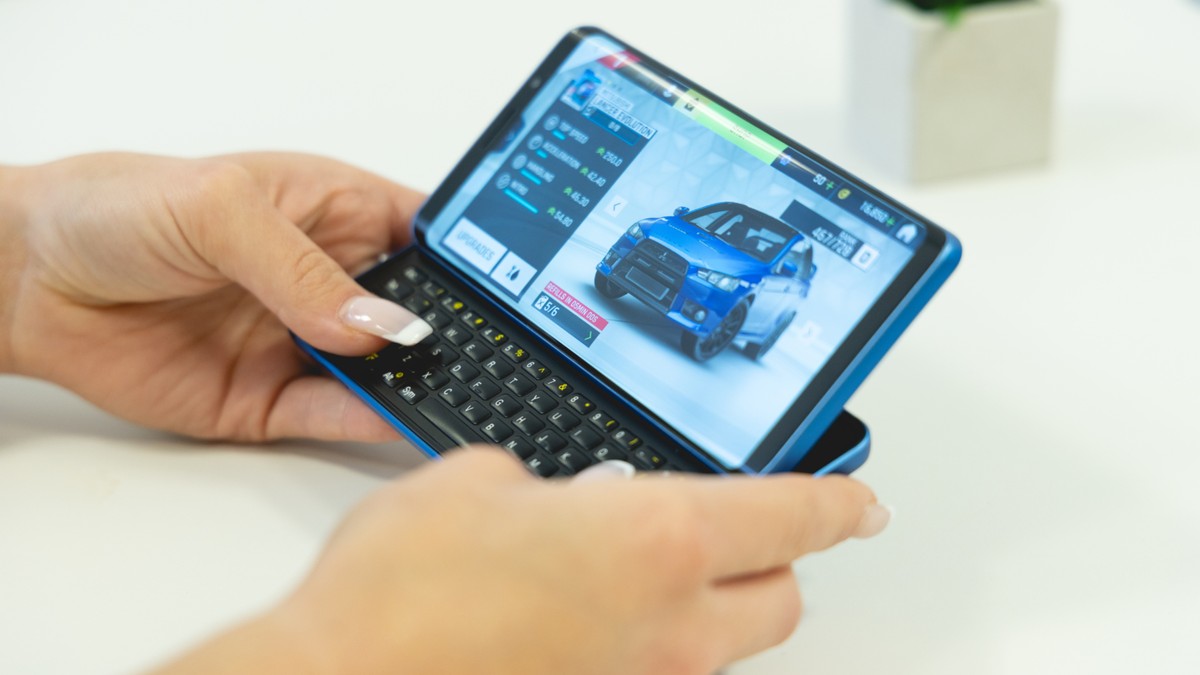 F(x)tec Pro1 X Dual-SIM 8GB/256GB Fxtec's Pro1-X is an Ubuntu Phone