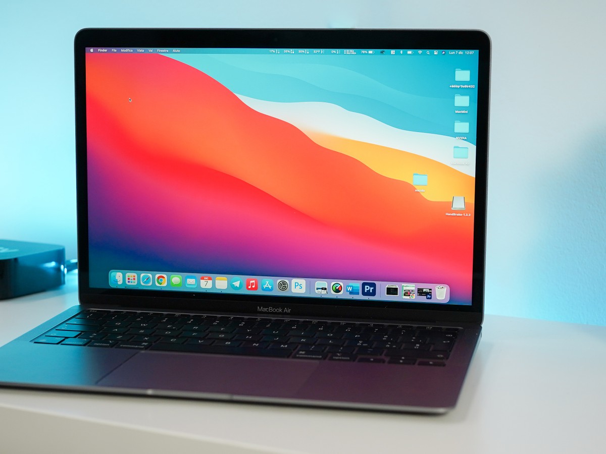 Recensione Macbook Air M1: un mese dopo tra Pro e Contro 