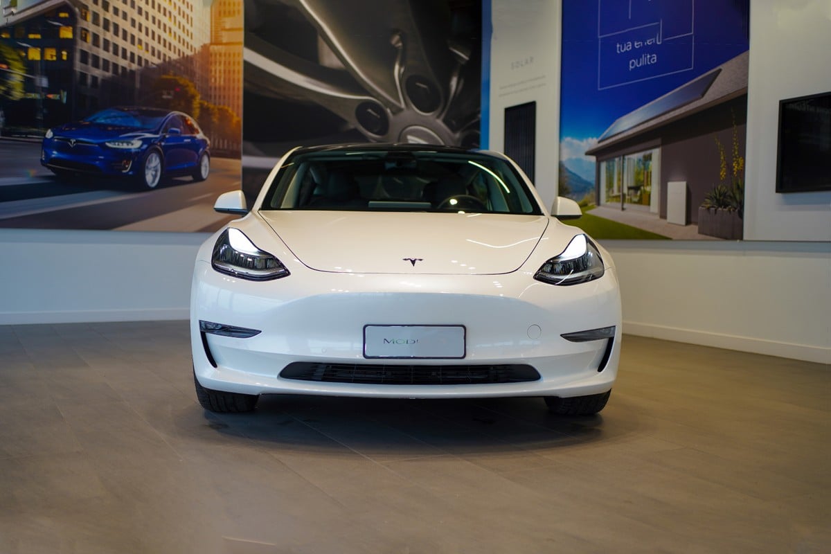 Tesla Model 3 2021: prestazioni e design degli interni a lungo raggio e innovazione |  video