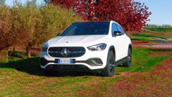 Nuova Mercedes GLA 200d Automatic | Recensione e video