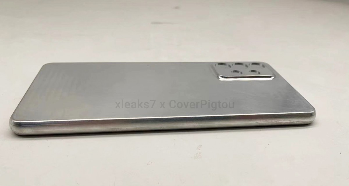 Samsung Galaxy A72 5G, ancora conferme sul design: 4 ...