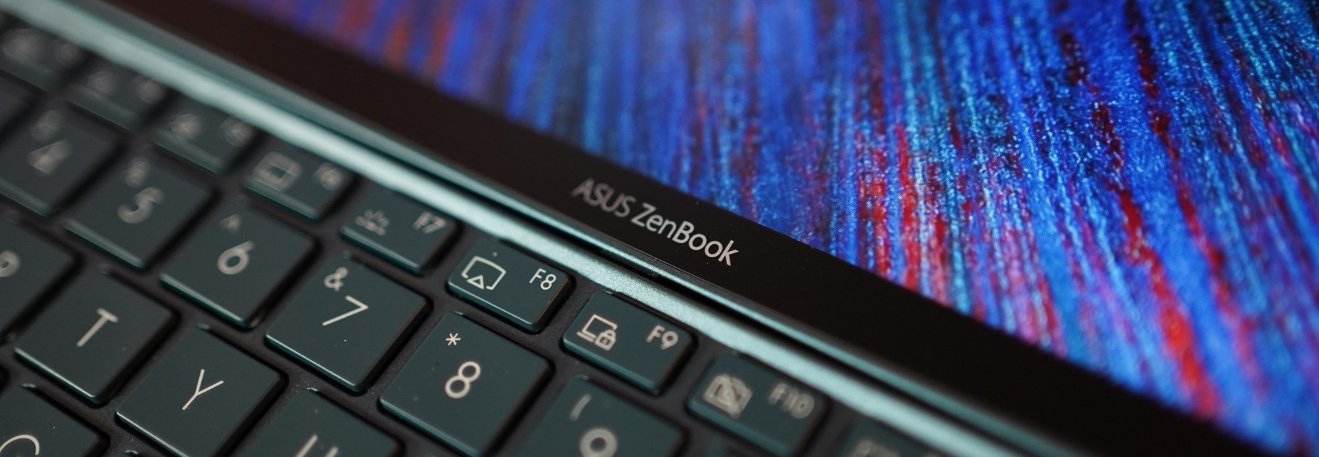 ASUS ZenBook Duo 14 UX482 disponible en Italie