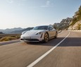 Porsche Taycan Cross Turismo, l'elettrica diventa pi� versatile e non teme l'off-road