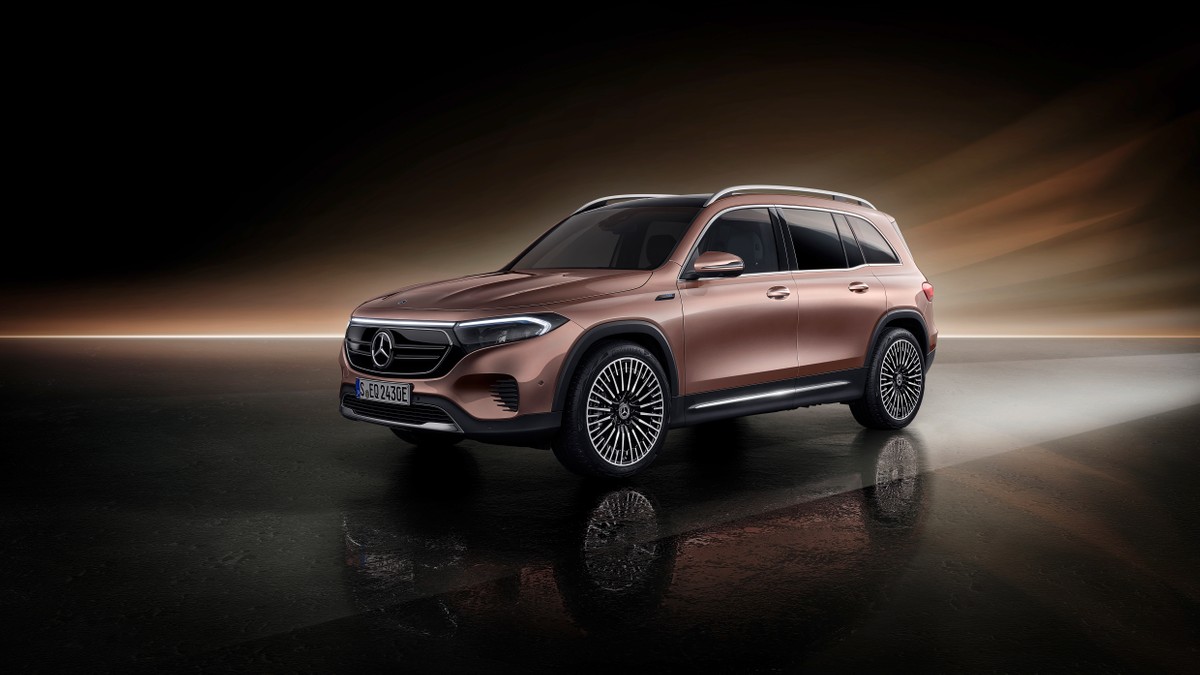 Mercedes EQB, nuovo SUV elettrico a 7 posti - HDmotori.it