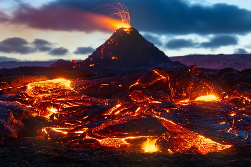 Eruzione Del Vulcano Fagradalsfjall: Un Video Spettacolare Ne Mostra L ...