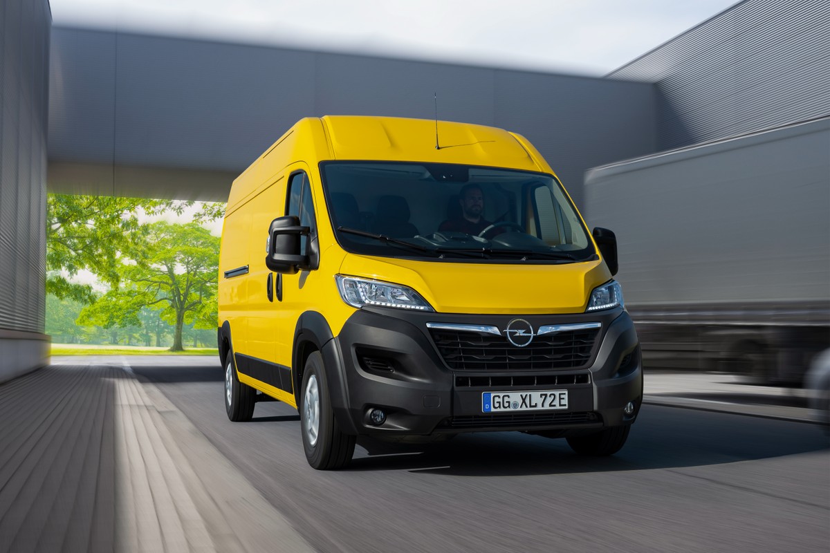 Opel movano википедия