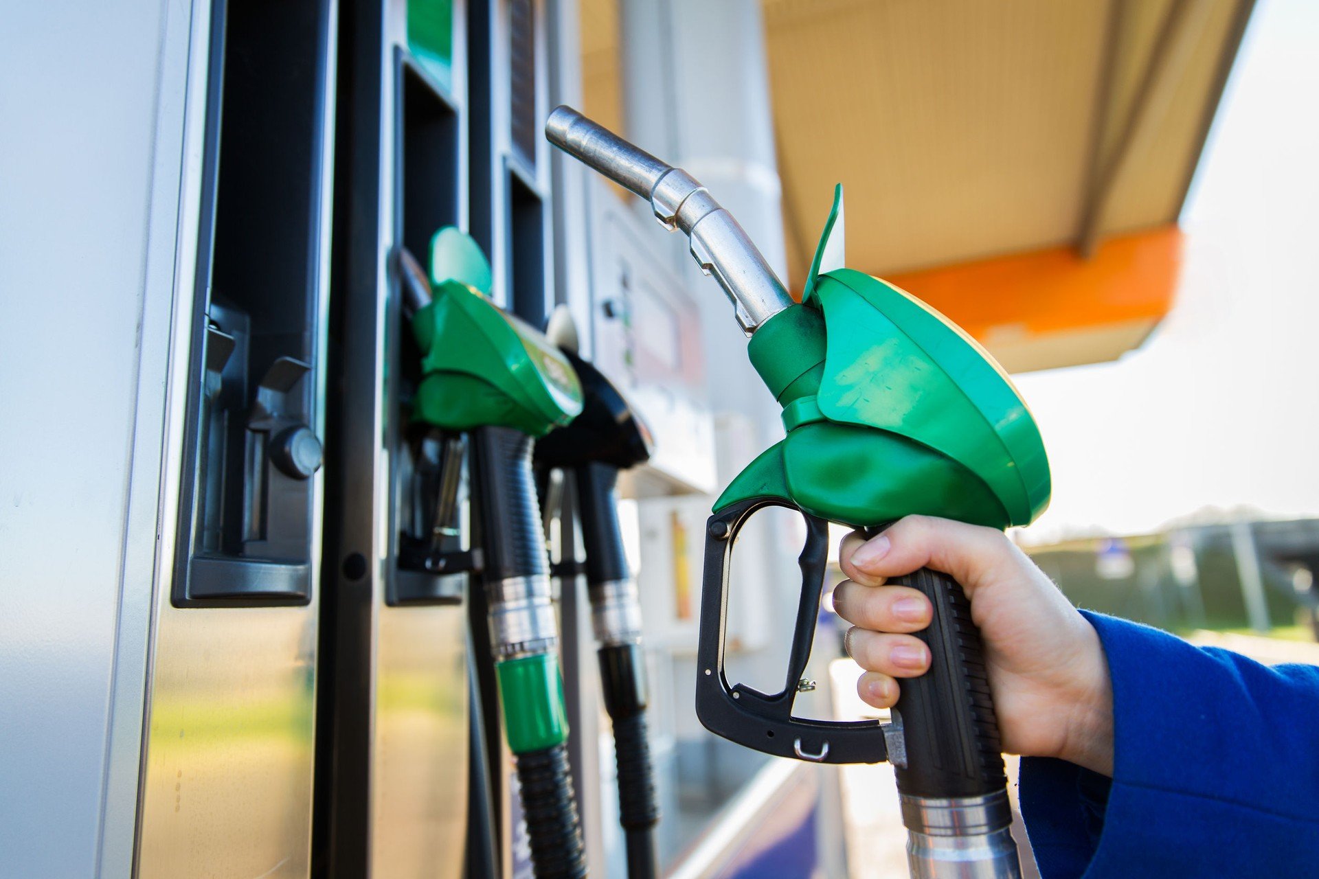 Petrol and diesel, prices still rising.  Filling up costs more and more