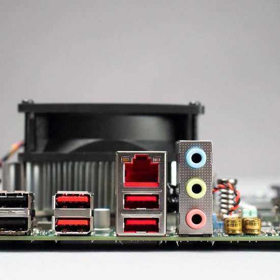 その他 AMD 4700S Desktop Kit AMD 4700S 8-core Processor Desktop Kit Listed as an Official AMD