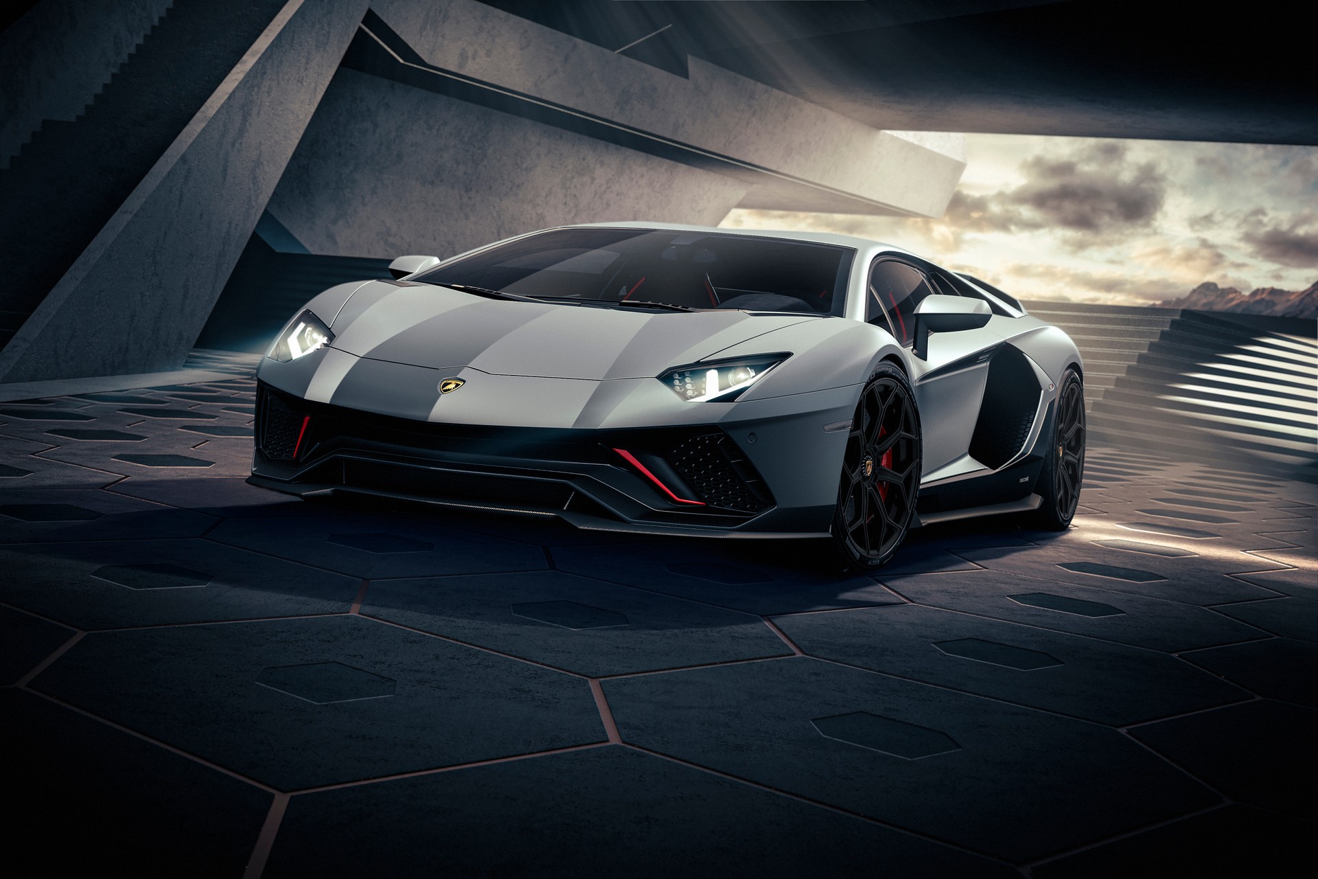 Lamborghini, la Aventador ibrida nel 2023. In futuro, il SUV Urus diventerà  elettrico 