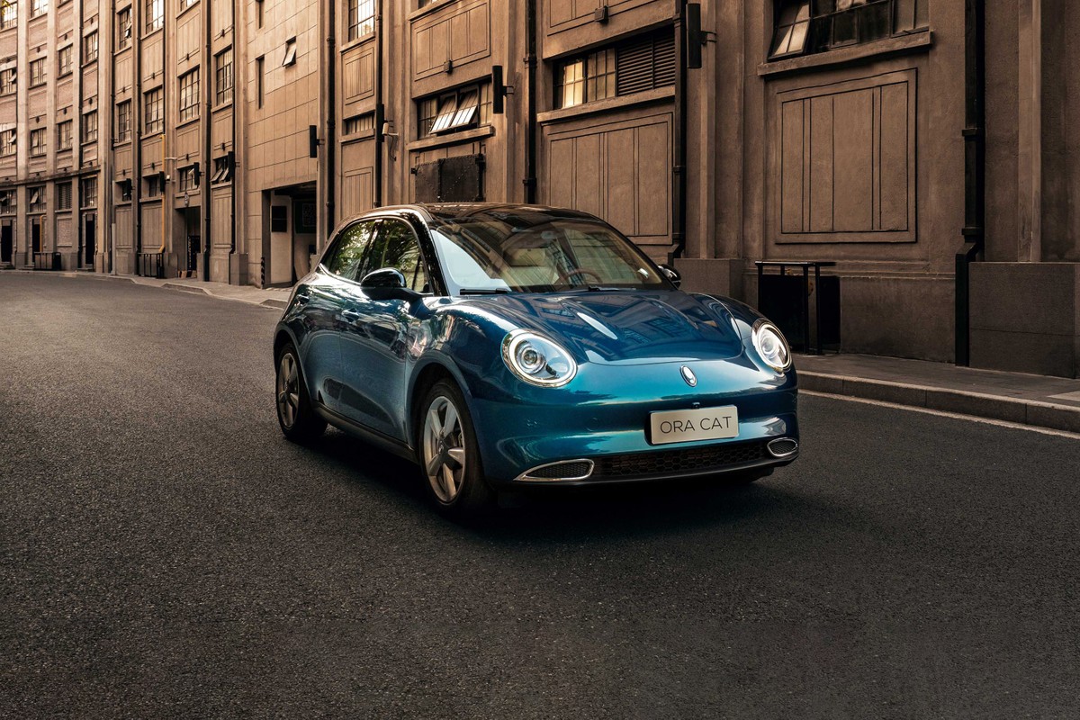 Ora Cat: 400 km elétricos, econômicos e tecnológicos, também chegarão à Itália |  Vídeo