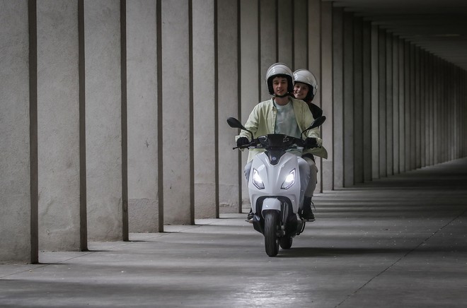 NUOVO SCOOTER ELETTRICO PIAGGIO ONE !!! Novità