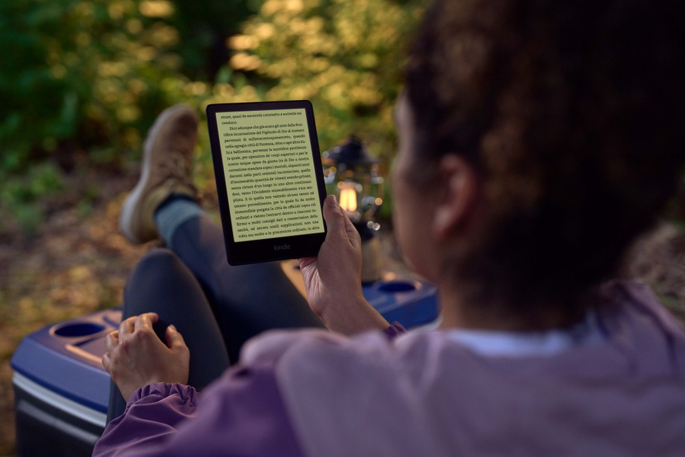 Kindle, Paperwhite e Oasis, con l'interfaccia rinnovata leggere è