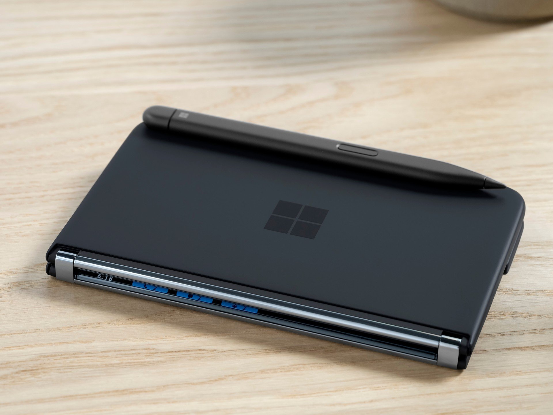 Microsoft Surface Duo 3 arriverà, ma non quest'anno | Rumor